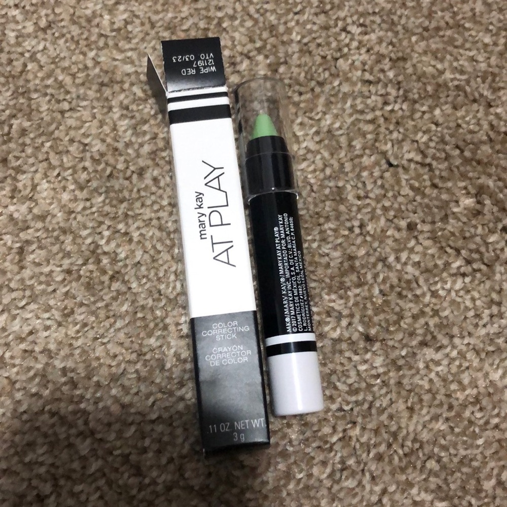 Mary Kay color correcting stick